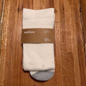 Wellow Unisex 18-25 mmHg Premium Compression Socks White XL Wide Calf New